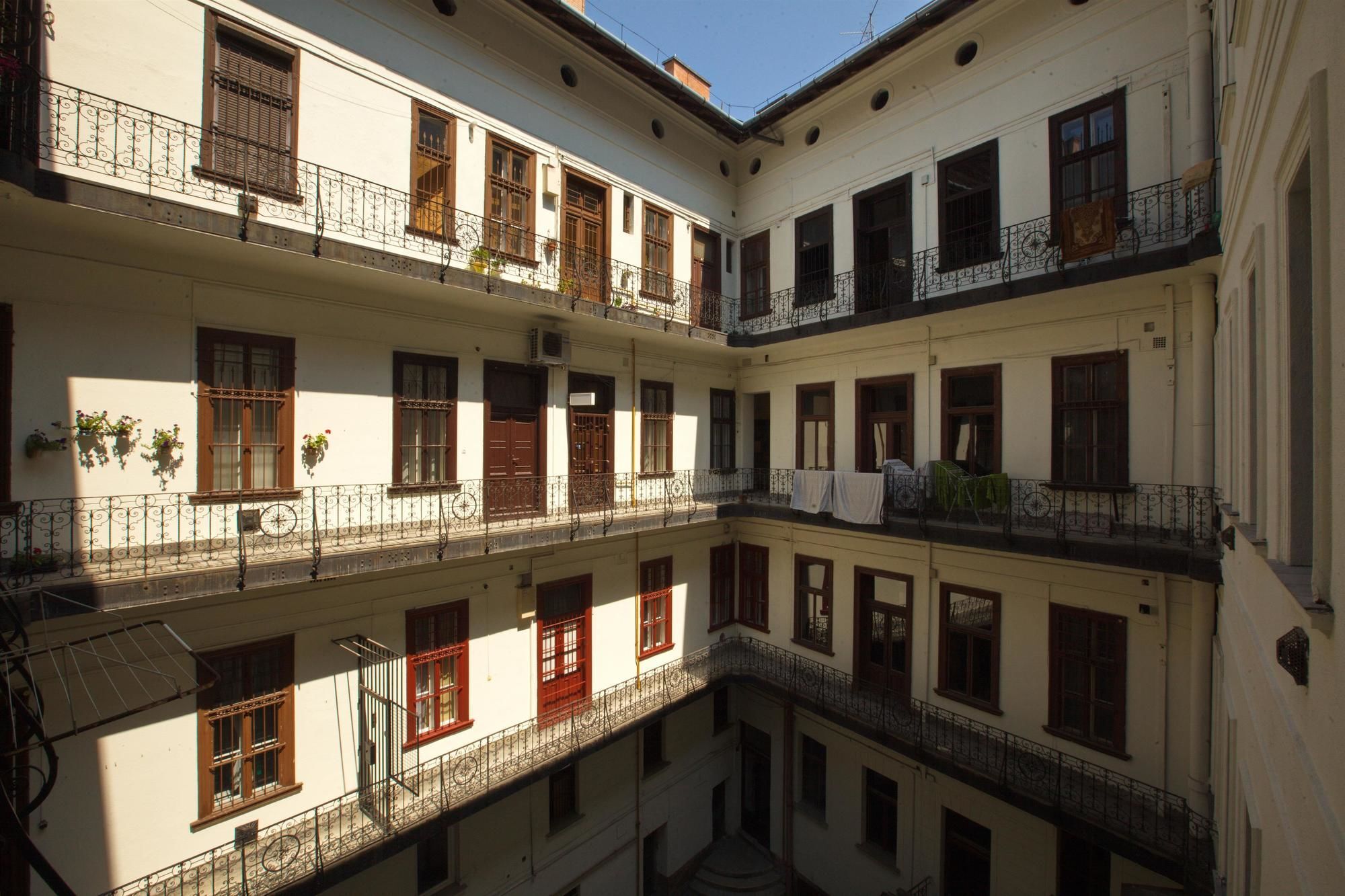 Westend Minihotel Budapest Kültér fotó